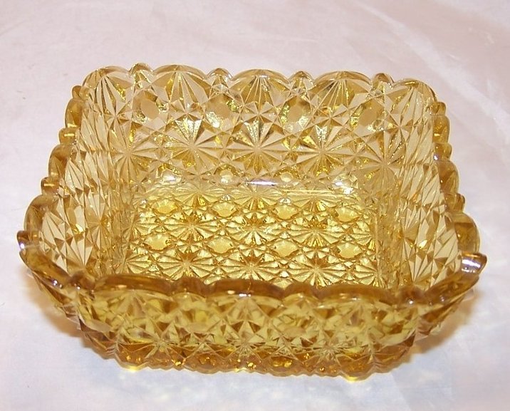 Daisy and Button Pattern Pressed Glass Sauce Dish, Yellow