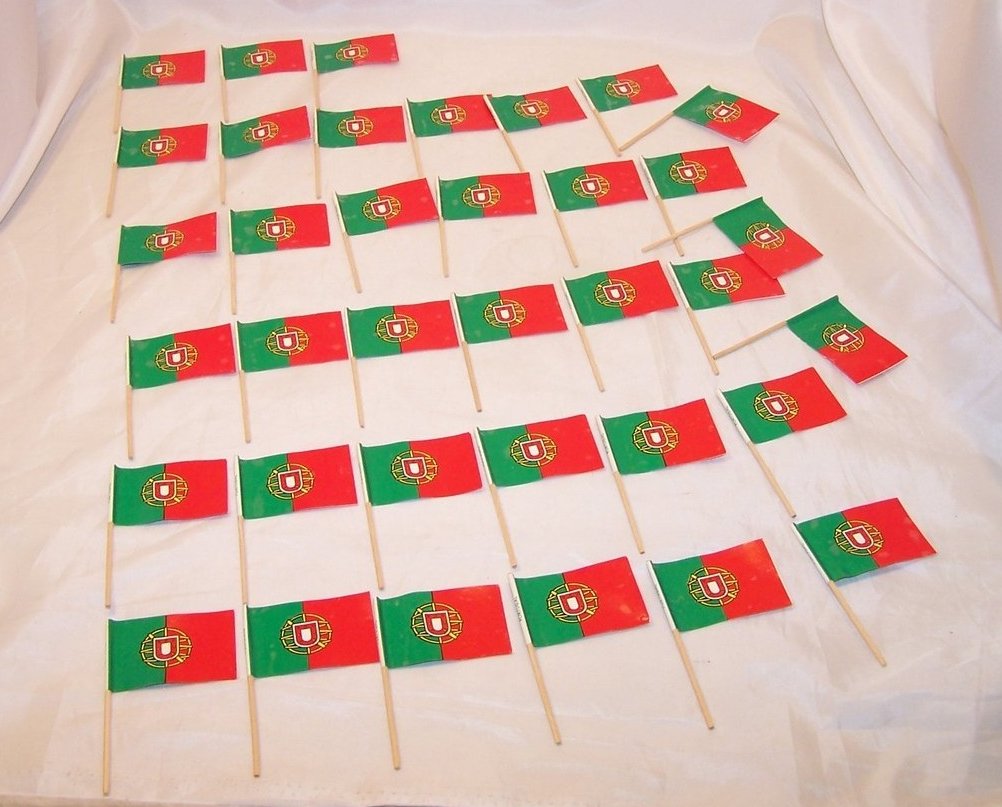 Image 0 of Portugese Flags Miniature 36 Portugal