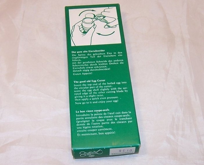 Image 4 of Egg Cutter Chicken Shaped Germany, New in Box