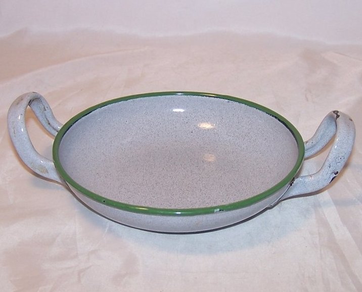 Vintage Enameled Bowl w Handles, Gray and Green Graniteware