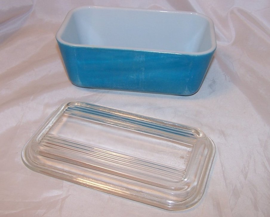 Image 2 of Bonny Blue Pyrex Refrigerator Glass Dish w Lid
