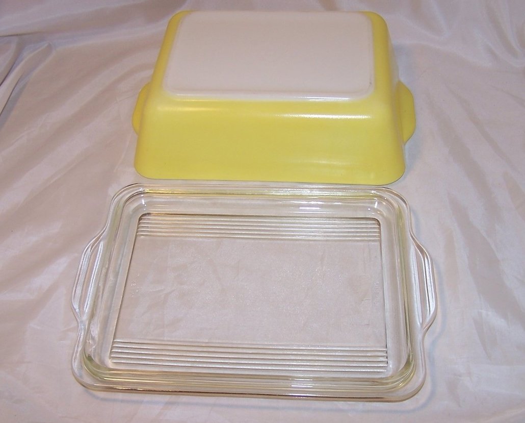 Image 4 of Pyrex Refrigerator, Baking Glass Dish w Lid