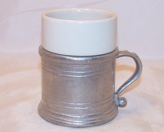 Image 0 of Armetale Tavern Holder w Cup Insert, Wilton Brass Company, USA