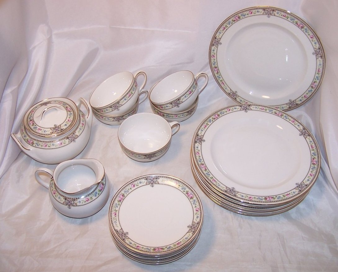 Hutschenreuther Selb Bavaria, Favorite, Dish Set, 20 Pieces