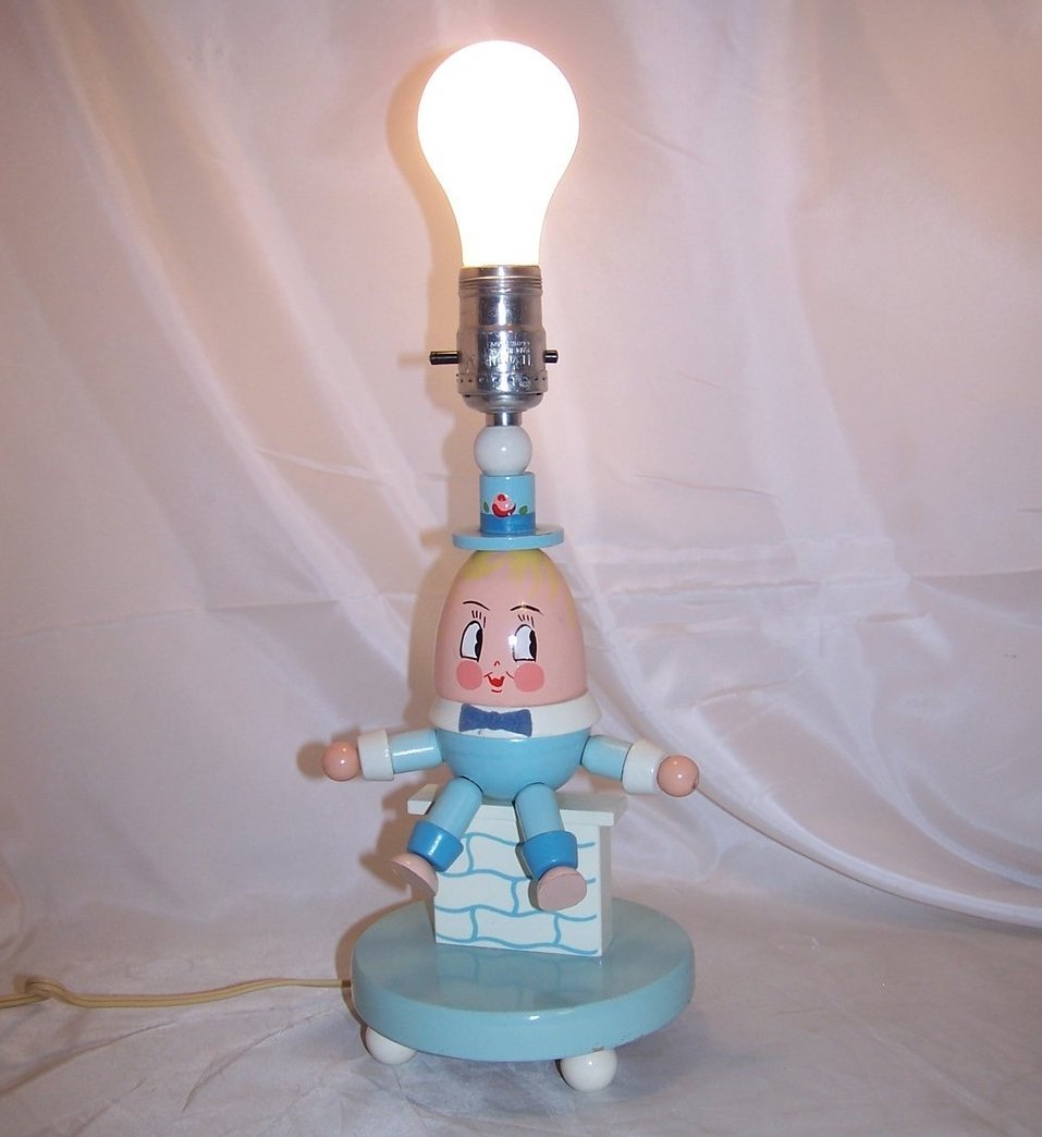 Image 4 of Humpty Dumpty Vintage Wooden Wood Lamp, Nursery Lamp, Works 