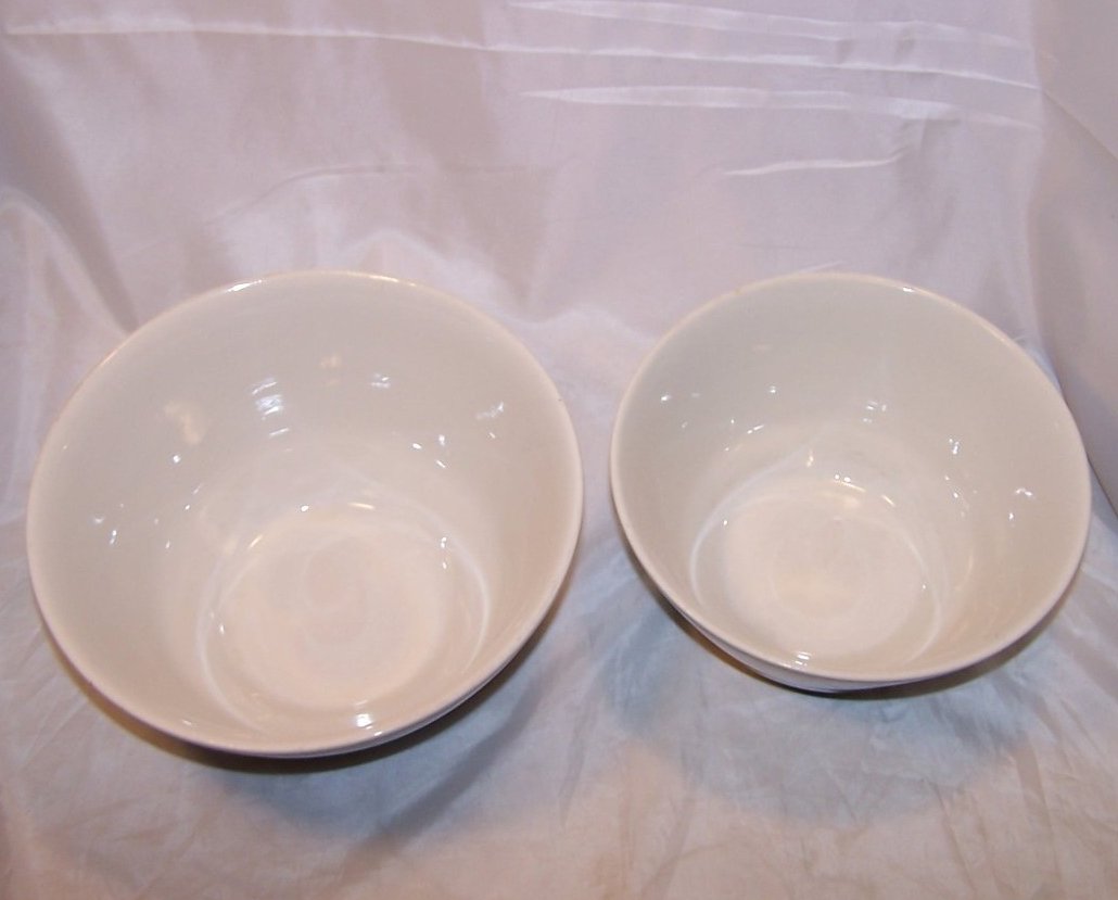 Image 2 of Stoneware Mixing Bowl Set, Black and White, Vintage