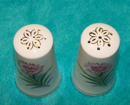 Image 4 of Pink Carnation Salt and Pepper Shaker Shakers, Japan