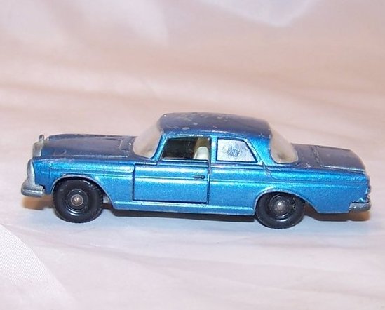 mercedes 300 se matchbox