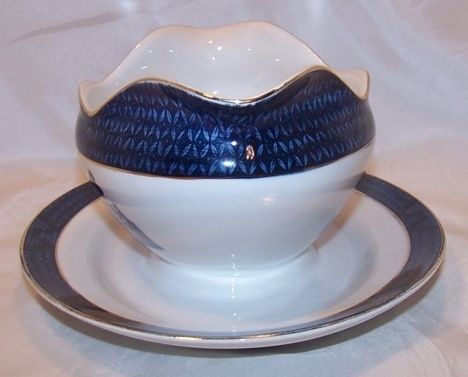 Image 1 of Nikko Double Phoenix, Blue Willow, Gravy Boat, Underplate