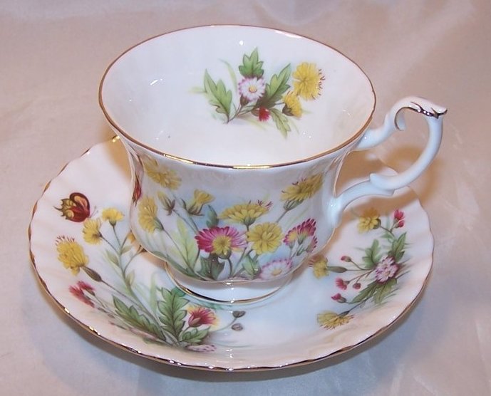 Image 0 of Country Life Teacup Saucer, Ebeling Reuss, Golden Crown