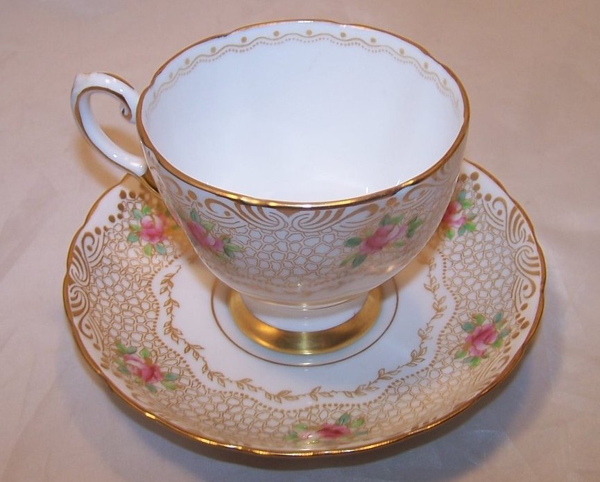 Image 2 of Tuscan Gold Lace and Roses Teacup, Saucer, England