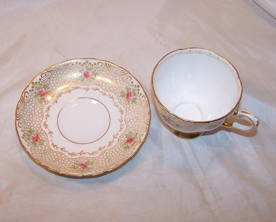 Image 3 of Tuscan Gold Lace and Roses Teacup, Saucer, England