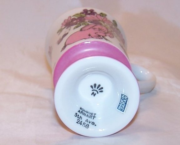 Image 3 of Pia Pink Bunny and Bee w Flowers, Footed Mug, Cup, Seventies