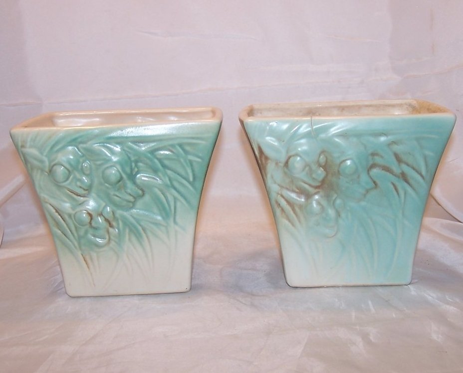Image 2 of McCoy Creatures in Grass Planter Pair, Green and Brown