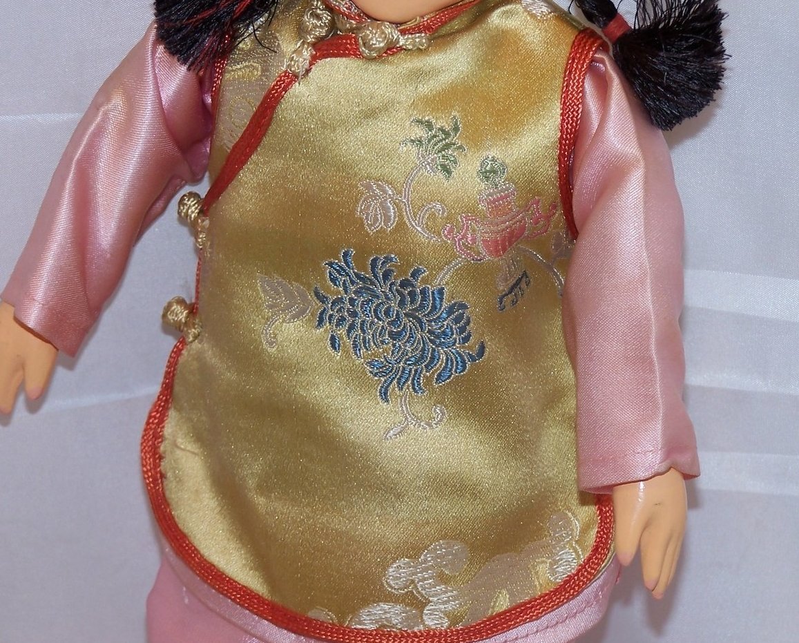 Image 3 of Oriental Doll, Wood and Cloth, Hand Painted, Classic