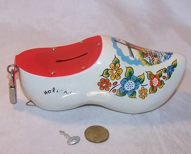 Image 3 of Dutch Clog Shoe Bank w Lock, Key, Bonus, Holland