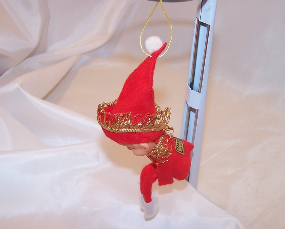 Image 2 of Christmas Winking Shelf Elf, Red w Gold, Japan