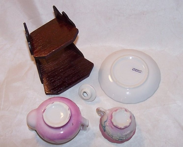 Image 5 of Dragonware Teacup, Saucer, and Teapot, Florida Souvenir