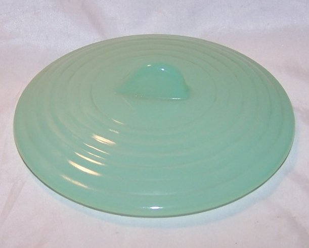 Image 1 of Vintage Green Glass Lid 