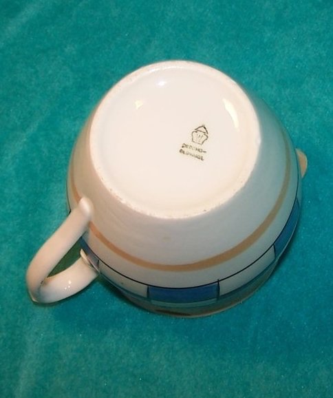 Image 5 of Czechoslavakia Checkerboard Creamer, Jug, White w Red, Blue