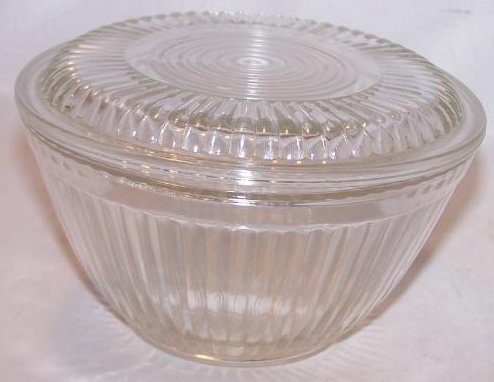 Image 0 of Glass Refrigerator Dish w Lid, Round Clear w Ridged Pattern