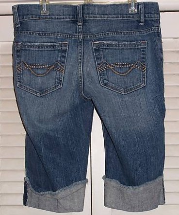 Juniors Size 7 Mossimo Distressed Jean Shorts