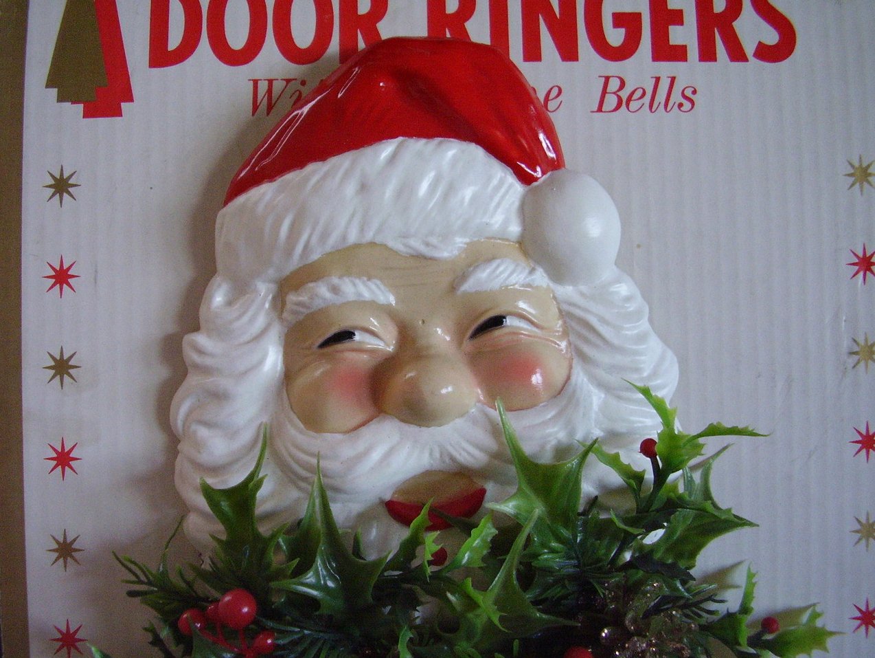 '.Santa Hanging Door Ringer Hard.'