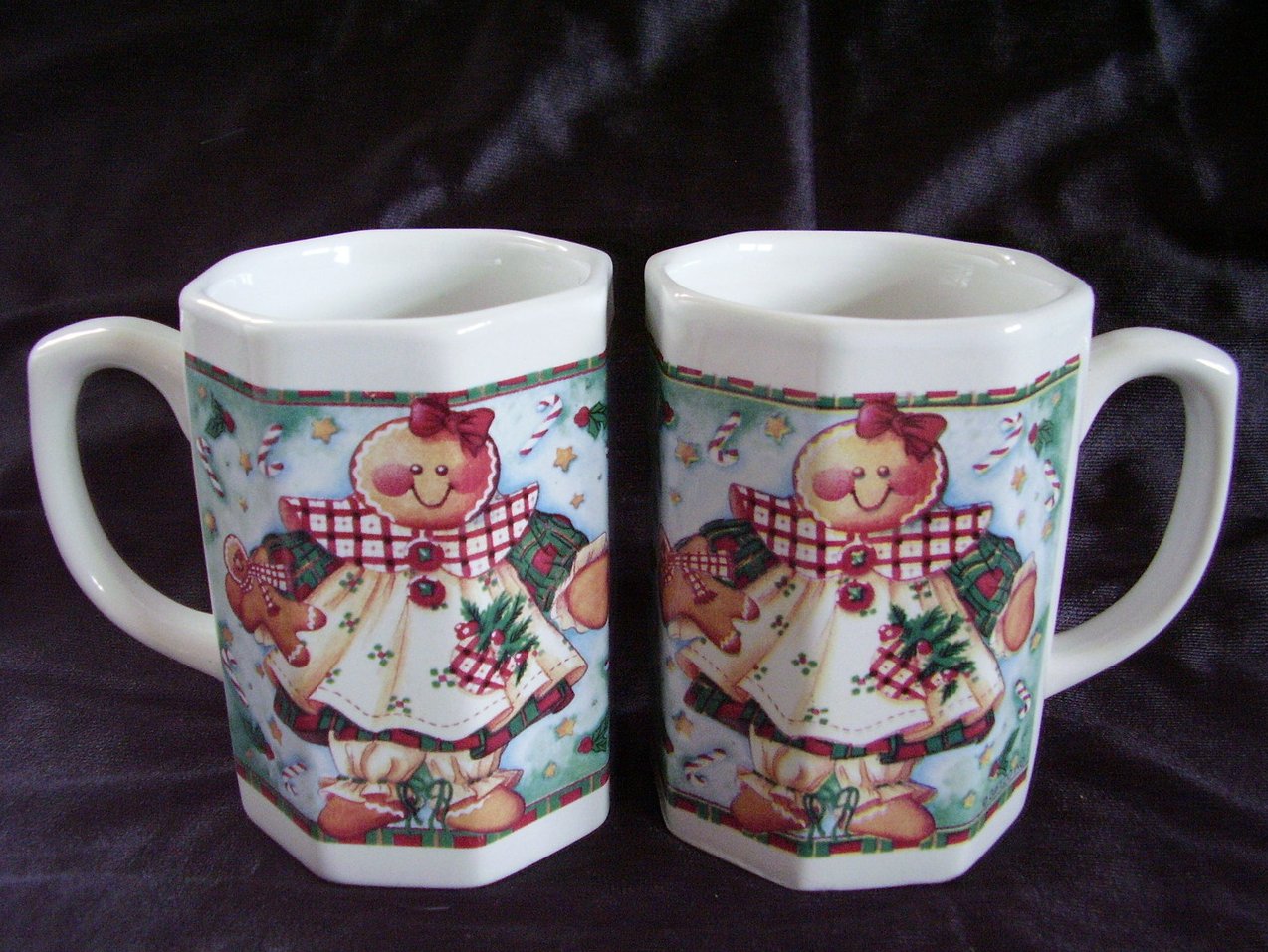 2 Ceramic Christmas Holiday Gingerbread Mugs