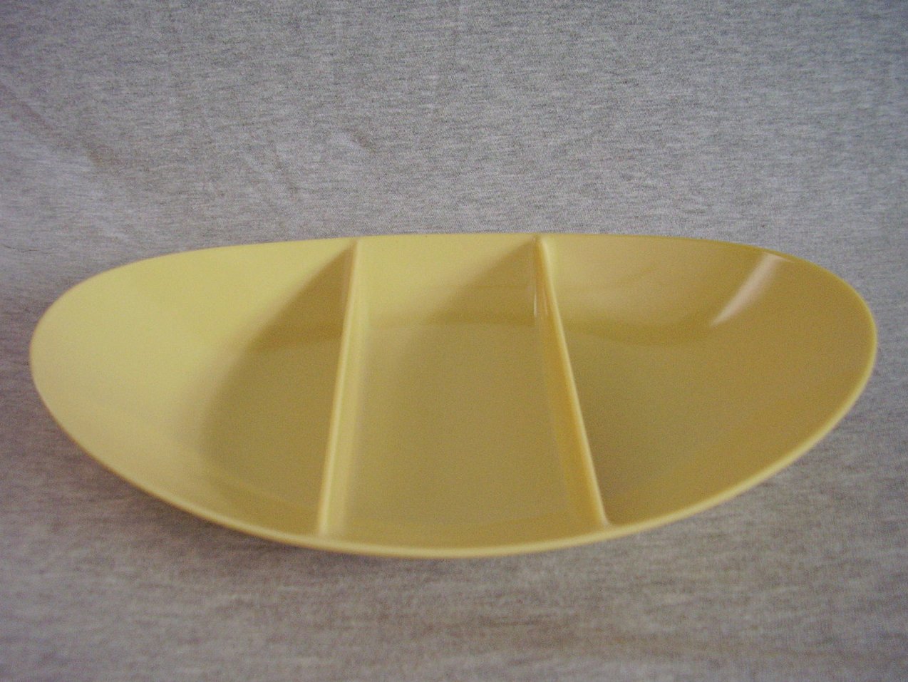 Fostoria Melmac 3 Section Divided Serving Dish Bowl