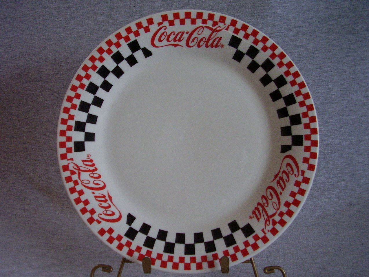 Gibson Dinnerware Coca Cola Dinner Plate Red Black Checkers