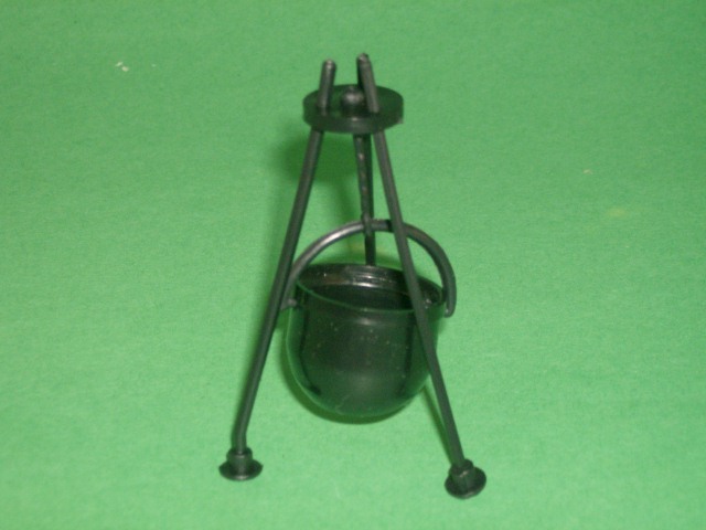 Set of 3 Black Plastic Cooking Cauldrons