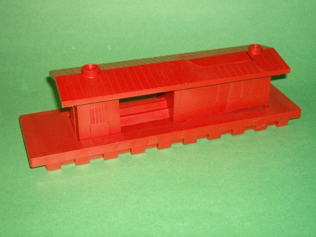Station Building HO Scale Red Plastic