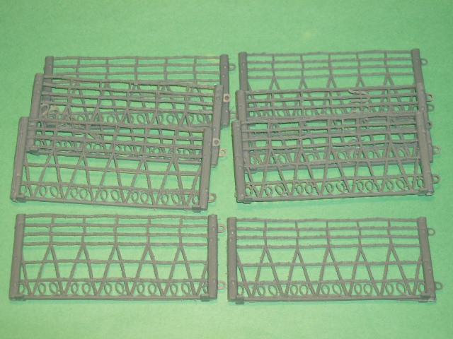 MPC recast 8 Section Tall Plastic Barded Wire Fence