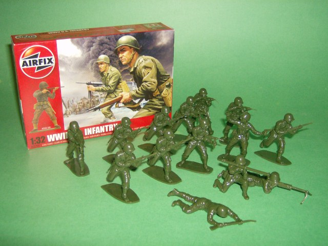 1/32nd Scale Airfix WWII U.S. Infantry Plastic Soldiers Set 