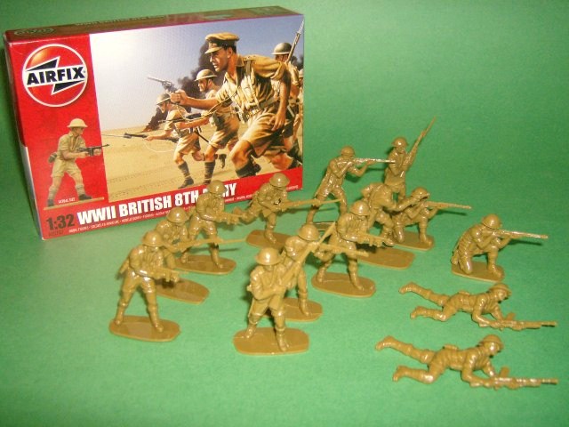 1/32nd Scale Airfix WWII British 8th Army Plastic Soldiers Set 