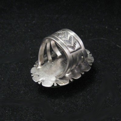 Image 2 of Old Style Navajo Gaspeite Silver Ring Robert Shakey Sz5