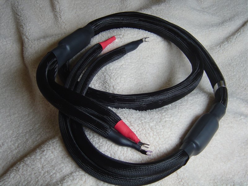 Image 0 of Fusion Supreme Speaker Cable 8ft pair