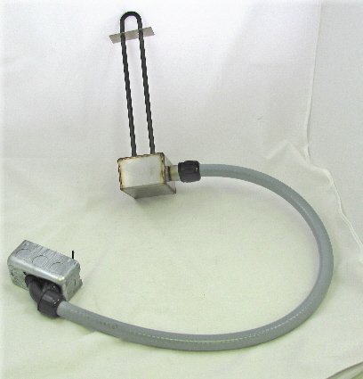 Image 0 of THF-P Tank Heater with Flexible Liquid-Tight Tubing with CORD AND SWITCH