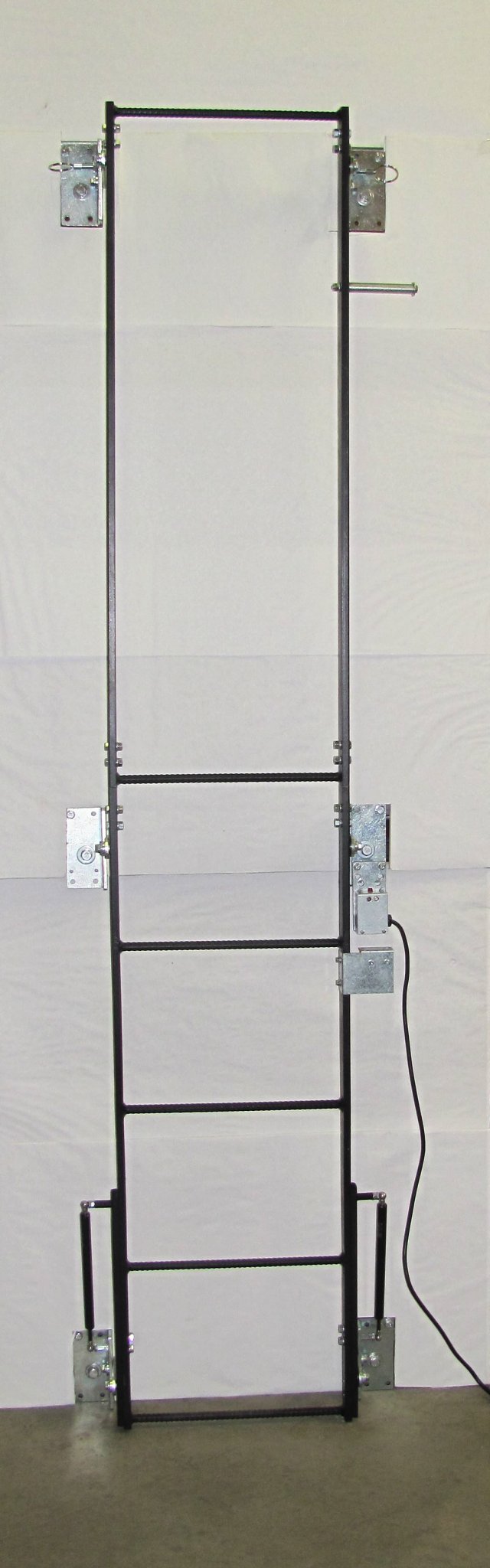 Image 0 of PLF - SPACESAVER FOLD-UP LADDER