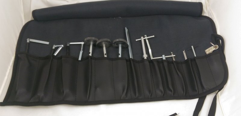 KEY-SET DX DELUXE KEY SET IN TOOL ROLL