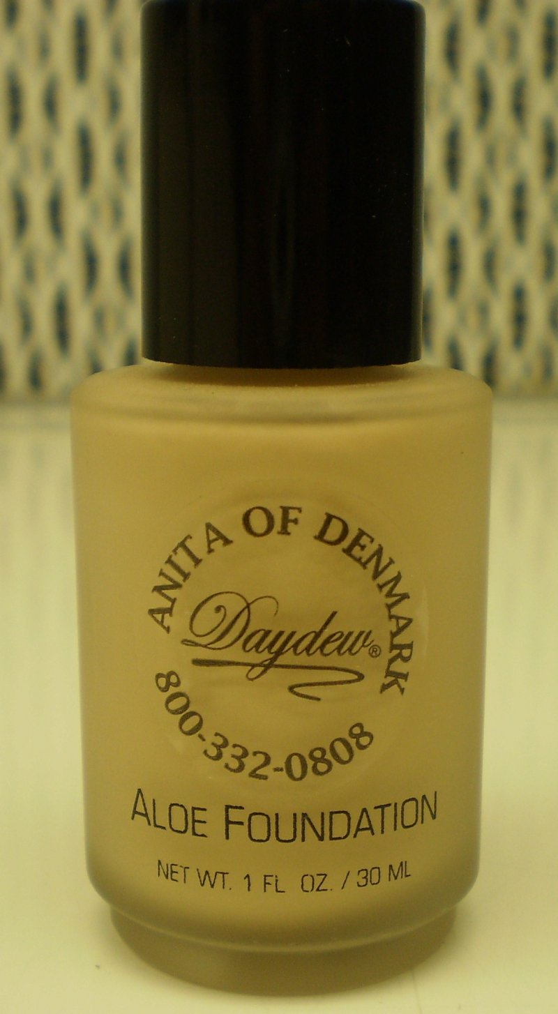 Daydew Custom Blend Makeup With Aloe Oil Free Bisque 1 oz 