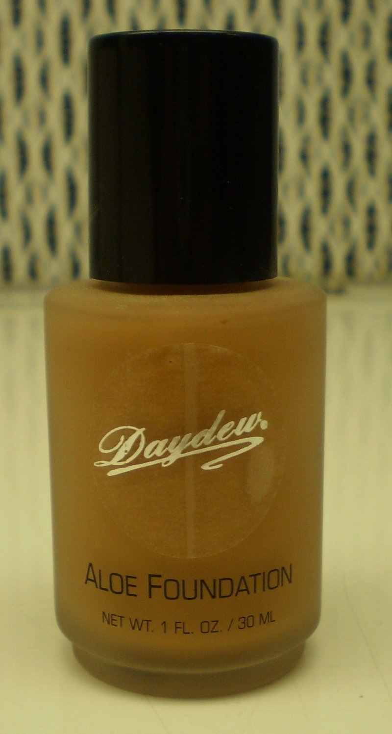 Daydew Custom Blend Makeup With Aloe Oil Free Spice 1 oz 