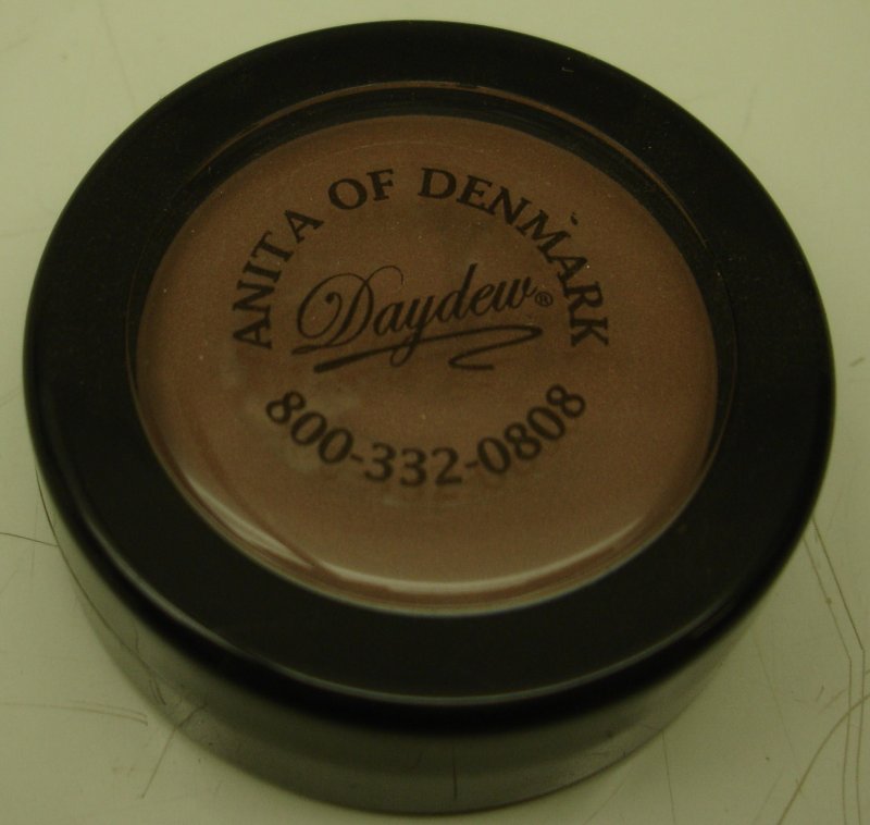 Image 0 of Daydew 3 In One For Lip, Eyes And Cheeks (Shade: Peach Beige)