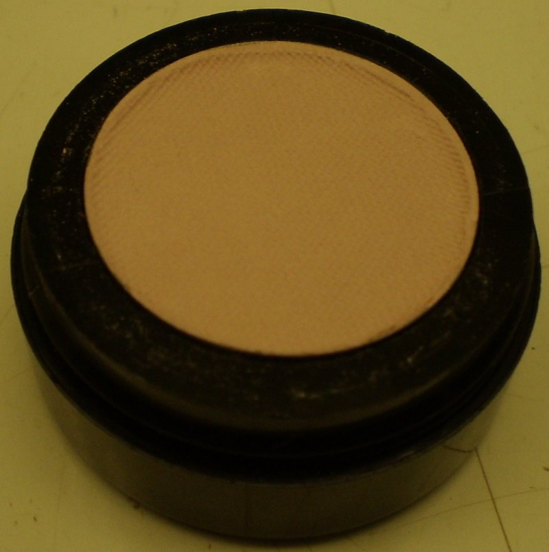 Image 0 of Daydew Matte Eye Shadow Soft Pink