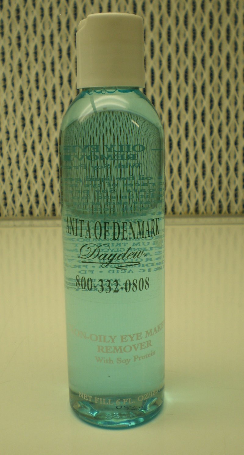 Image 0 of Daydew Non-Oily Eye Makeup Remover 6oz / 180ml