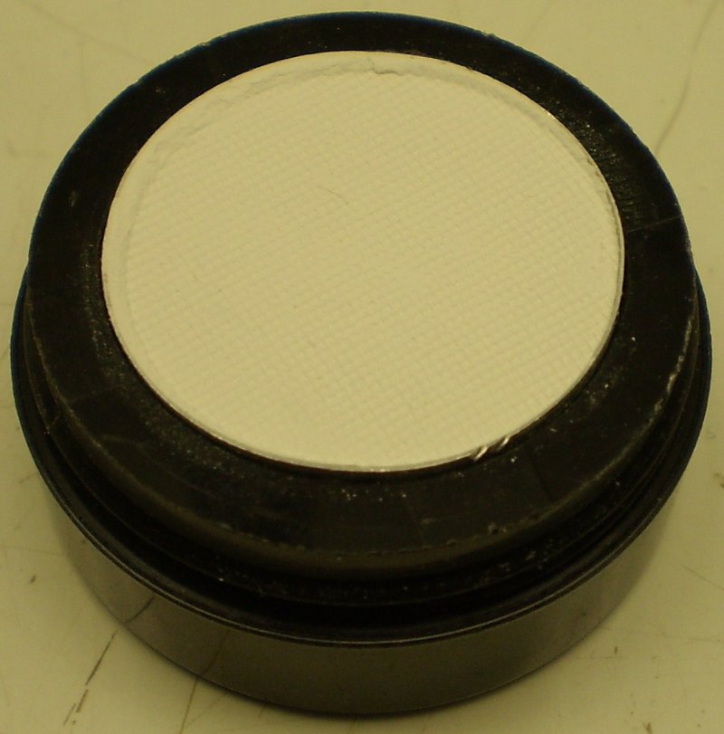 Daydew Cake Eyeliner (Shade: White)