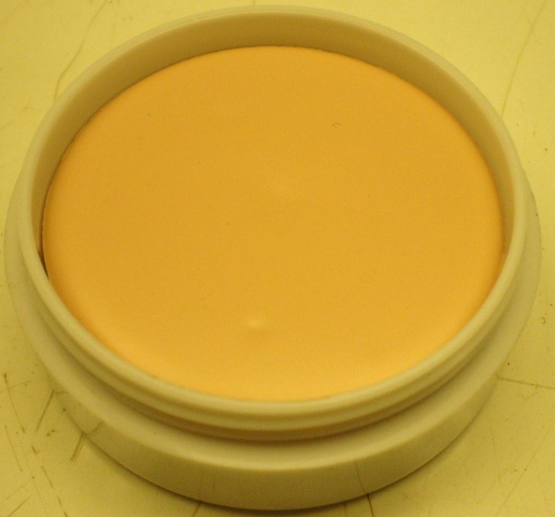 Image 0 of Daydew Silicone Foundation and Concealer Creme (Shade: Natural)