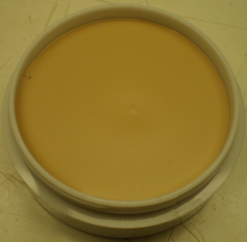 Image 0 of Daydew Silicone Foundation and Concealer Creme (Shade: Olive)