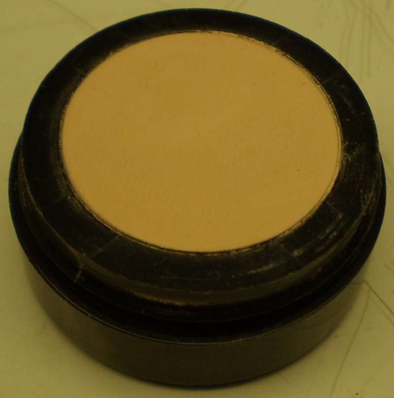 Image 0 of Daydew Matte Eye Shadow Bisque