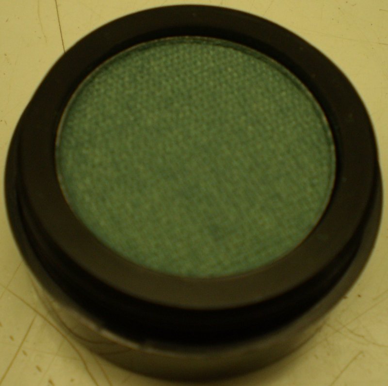 Daydew Chromatome Eyeshadow (Shade: Emerald)